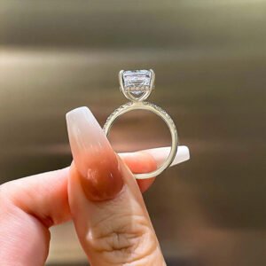 High-carbon Diamond Ring Fashionable Light Luxury And Elegant Ring