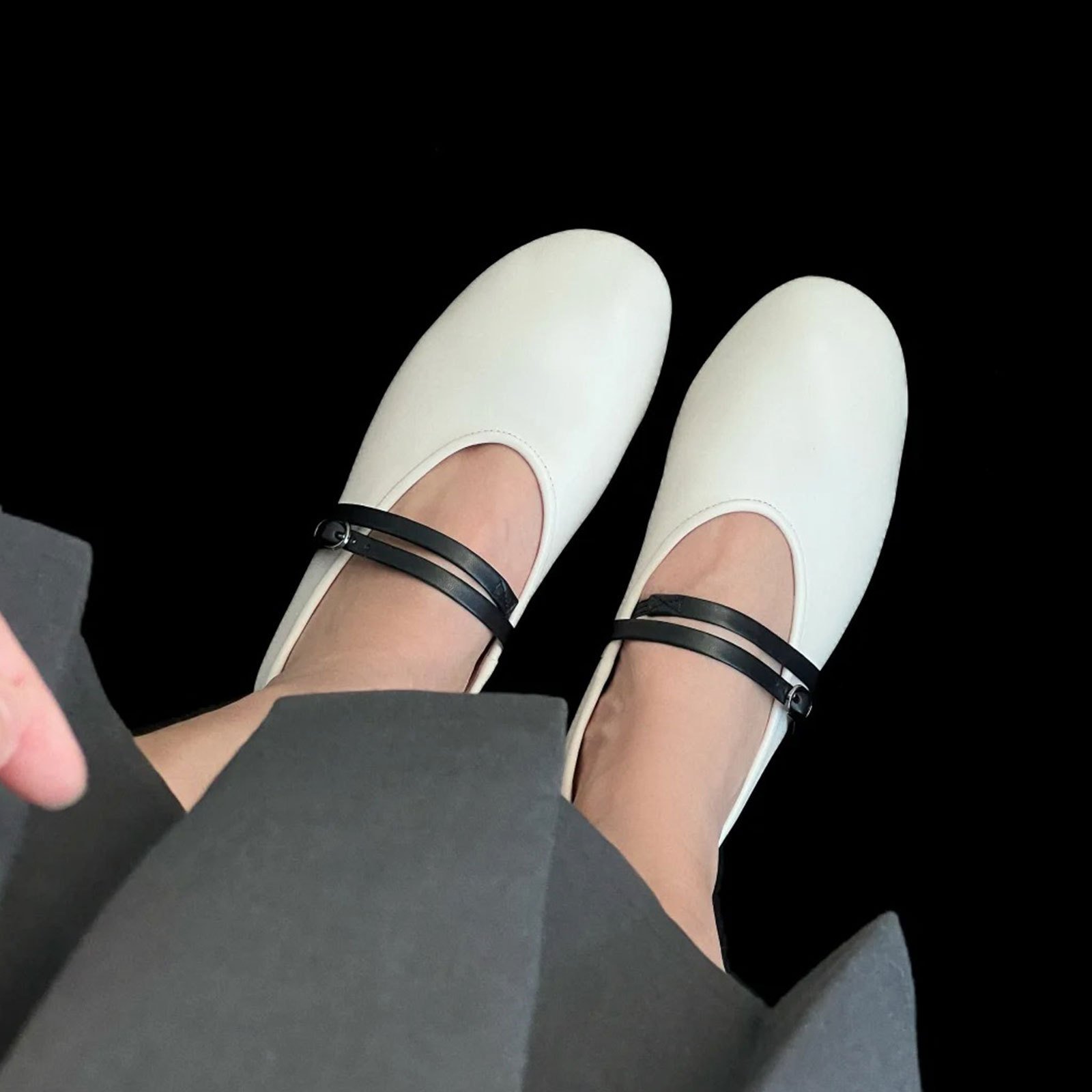 Soft Retro Grandma Shoes Round Toe Shallow Mouth Versatile Mary Jane Shoes