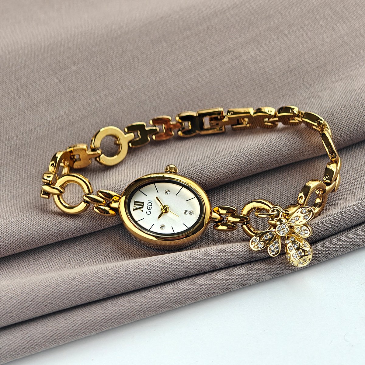 Niche Lightweight Luxury Oval Ladies' Watch - الصورة 7