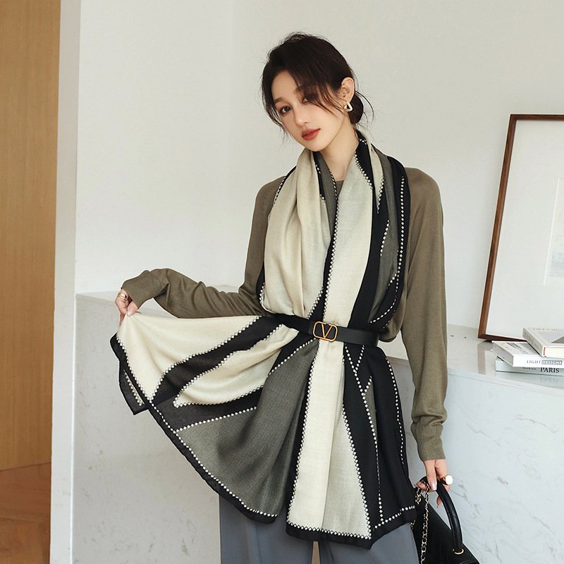Vintage Printed Scarf Elegant Graceful Mid-length Decorative Scarf - الصورة 6