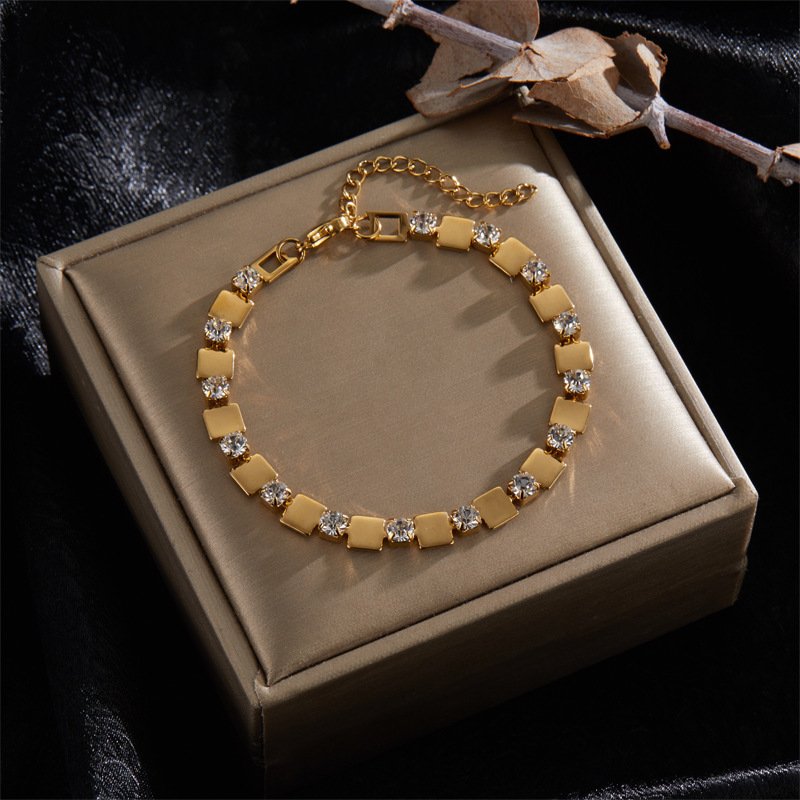 Fashionable 18K Titanium Steel Bracelet Hip-hop And Niche Style - الصورة 3