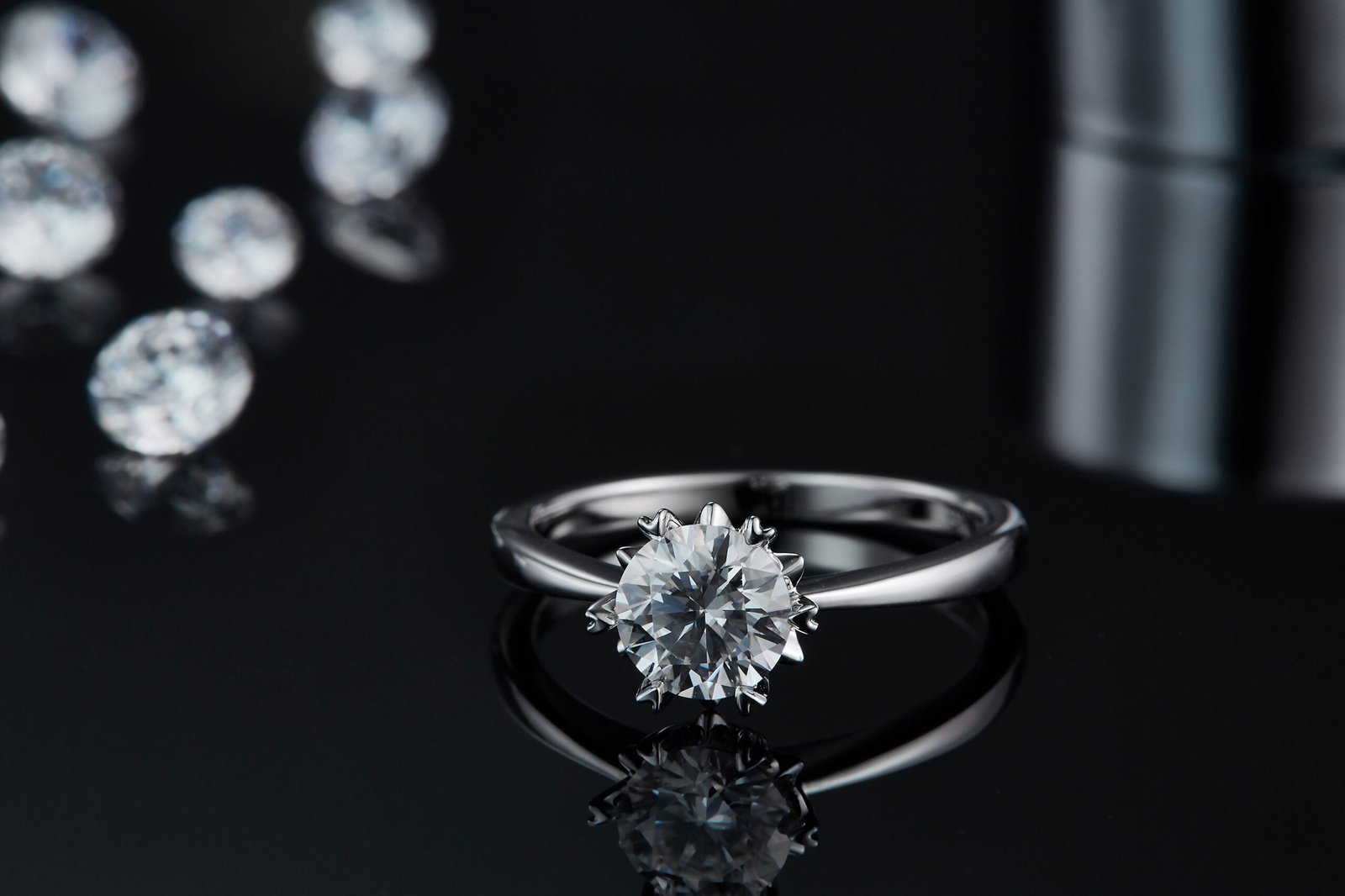 Dance Of Wind And Snow - A Wedding Ring Set With 1-carat Top-quality Moissanite S925 Silver And Platinum-plated Diamond. The Ring Can Be Inspected With A Diamond Pen - الصورة 3